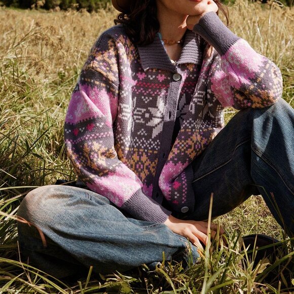 Casual Women's Multicolor Cardigan Sweater - Picture 8 of 8